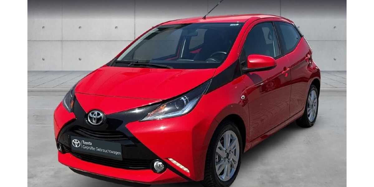 Toyota Aygo (X) 196.877 km 4.950 &euro; Rotenburg 27356