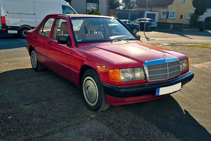 Mercedes-Benz 190 189.000 km 4.550 &euro; Köln 51105