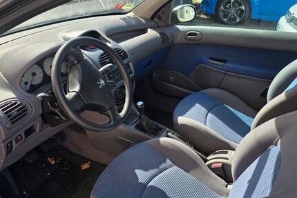 Peugeot 206 64.000 km 2.650 &euro; Hartheim/Bremgarten 79258