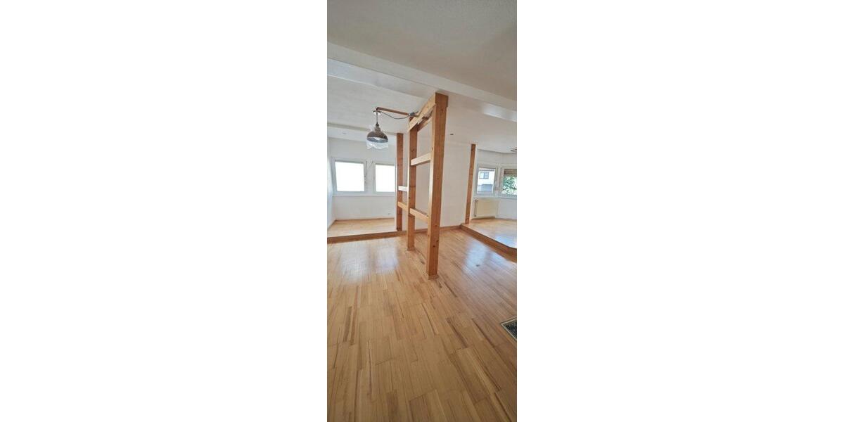 Etagenwohnung Viernheim - 2 Zimmer, 75 m&sup2;, 950&euro; | Angebot:26402928
