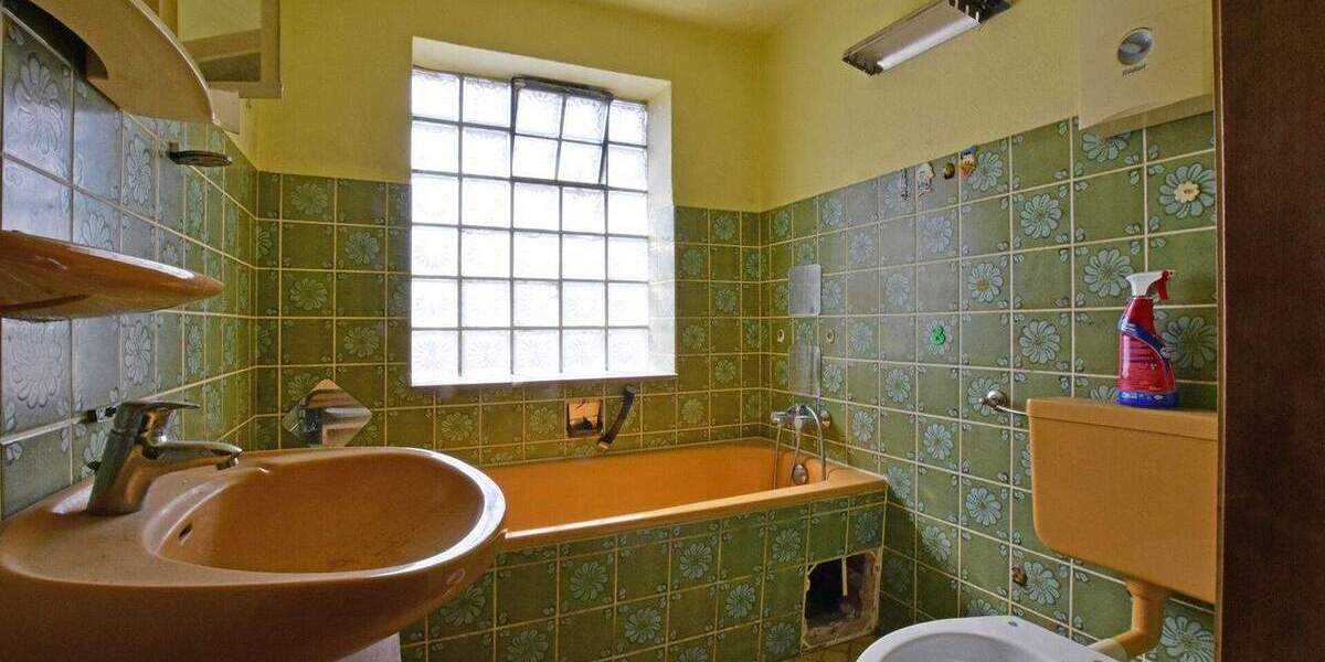 Mehrfamilienhaus, Wohnhaus Schauenburg / Elgershausen Elgershausen - 7 Zimmer, 200 m&sup2;, 225.000&euro; | Angebot:25384939