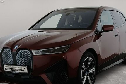 BMW iX 12.467 km 68.900 € Berlin 14057