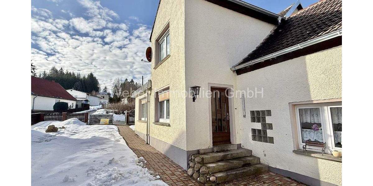 Einfamilienhaus Straßberg Straßberg - 5 Zimmer, 150 m&sup2;, 46.500&euro; | Angebot:25899172