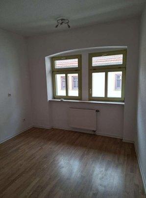 Etagenwohnung Gotha - 3 Zimmer, 73 m&sup2;, 455&euro; | Angebot:26005411