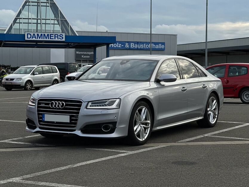 Audi A8 167.465 km 36.700 € Moers 47441