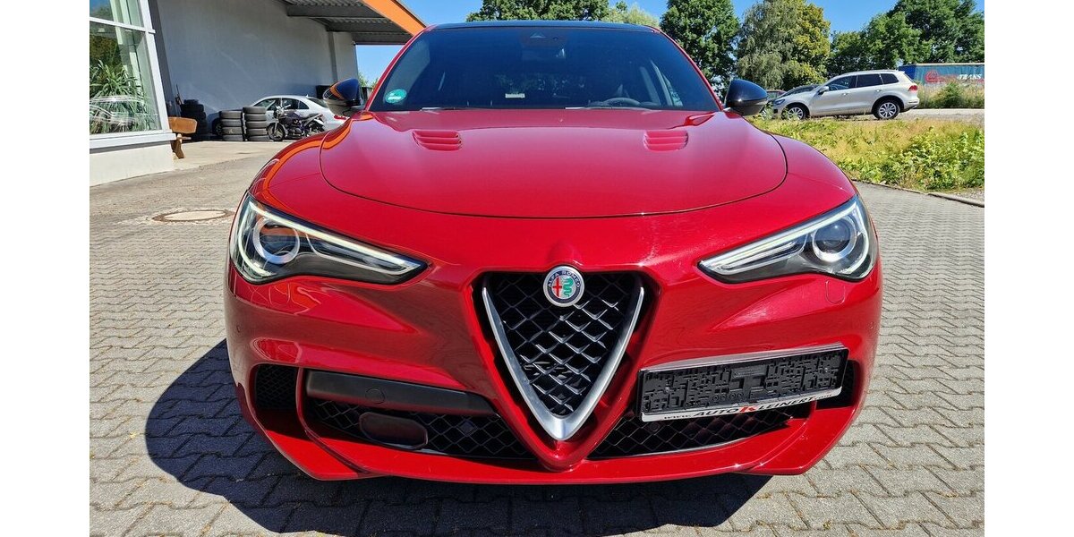 Alfa Romeo Stelvio Quadrifoglio Q4 63.569 km 46.800 € Wilsdruff 01723