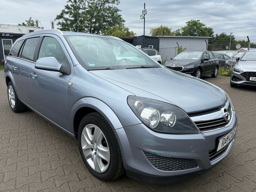 Astra 1.7 CRDI Edition 111 Jahre 1Hd/Scheckheft