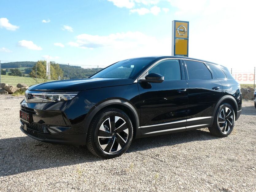 Opel Grandland (X) 6.800 km 34.500 € Oberviechtach 92526