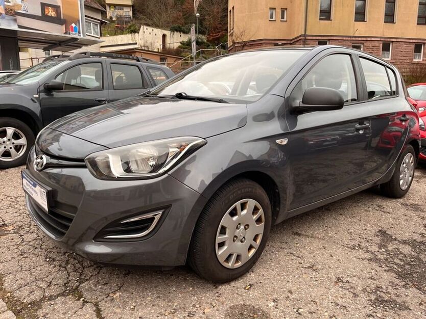 i20