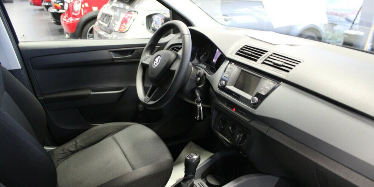 Skoda Fabia 1.0 MPI Cool Edition 84.870 km 7.480 &euro; Euskirchen 53881