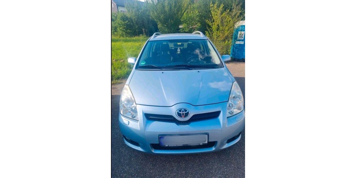 Toyota Corolla 146.000 km 4.000 &euro; Schlaitdorf 72667