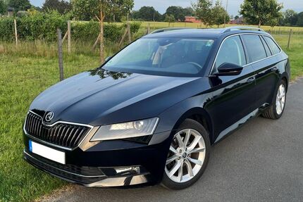 Skoda Superb 79.800 km 19.600 &euro; Rheda-Wiedenbrück 33378