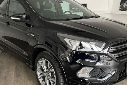 Ford Kuga 105.057 km 12.990 &euro; Baunatal 34225