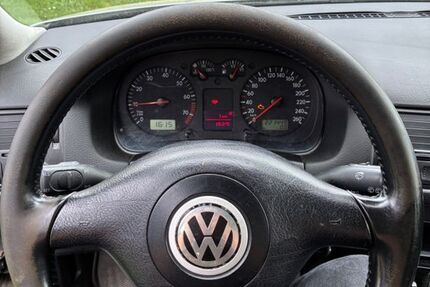 VW Golf 221.450 km 1.888 &euro; Dodenau 35088