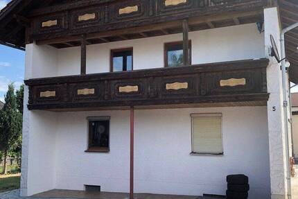 Haus Roding Neubäu - 8 Zimmer, 255 m&sup2;, 369.000&euro; | Angebot:26820143