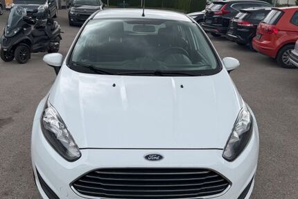 Ford Fiesta 178.000 km 3.900 &euro; Traunstein 83278
