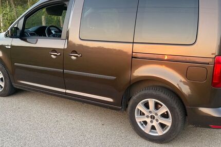 VW Caddy 136.800 km 14.300 &euro; Heringen 36266