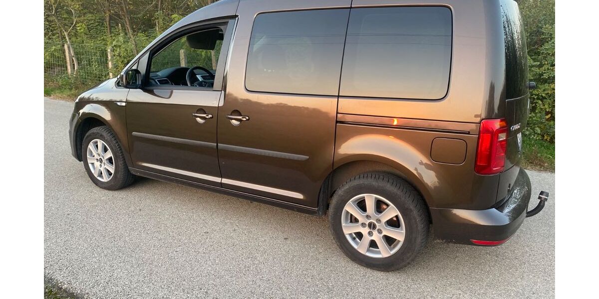VW Caddy 136.800 km 14.300 &euro; Heringen 36266