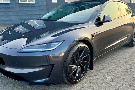 Tesla Model 3 7.100 km 51.900 &euro; Dormagen 41539