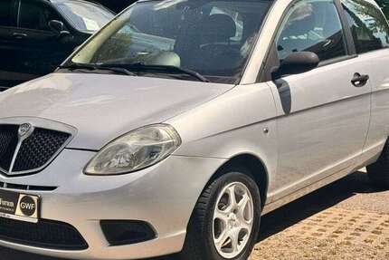 Lancia Ypsilon 51.626 km 2.790 &euro; Stuttgart 70437