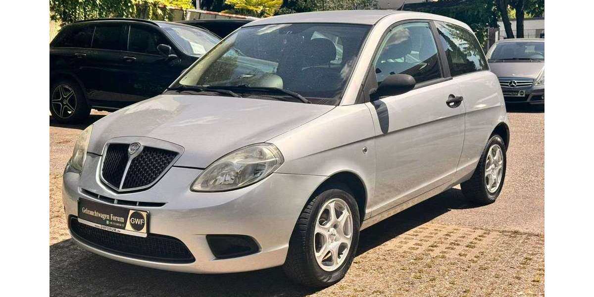 Lancia Ypsilon 51.626 km 2.790 &euro; Stuttgart 70437