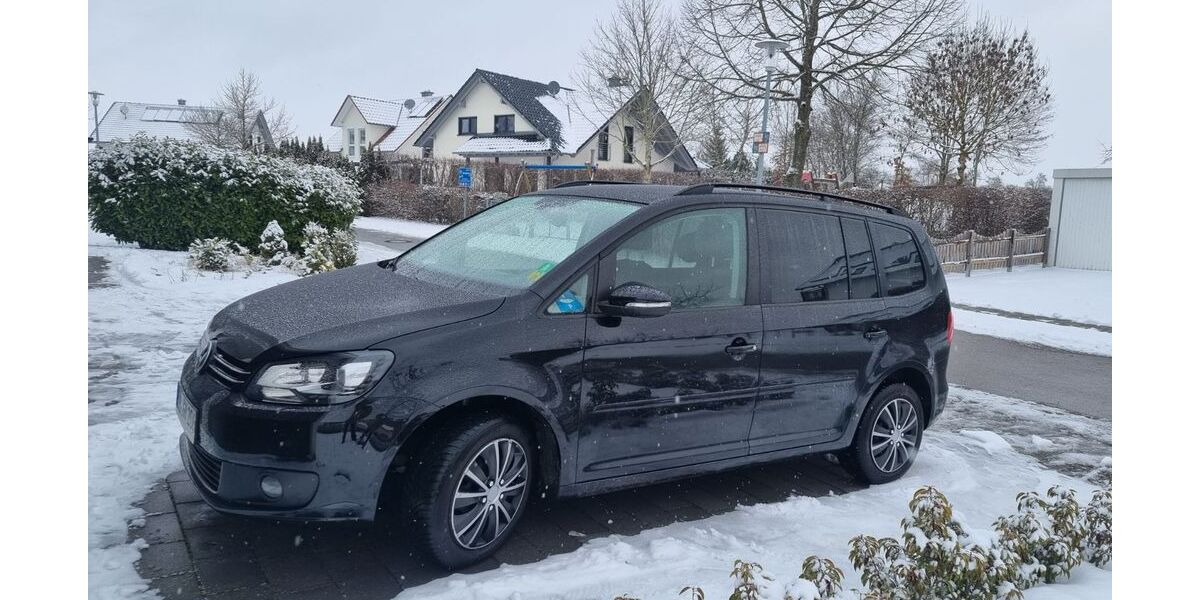 VW Touran 166.400 km 8.900 &euro; Blaubeuren 89143