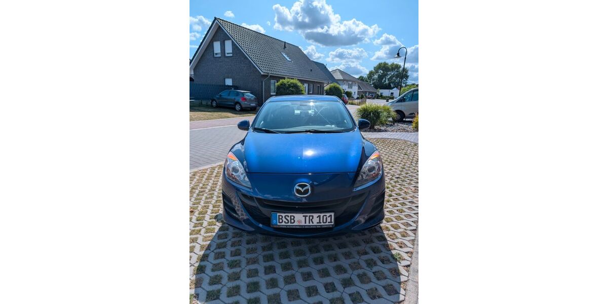 Mazda 3 145.300 km 5.990 &euro; Menslage 49637