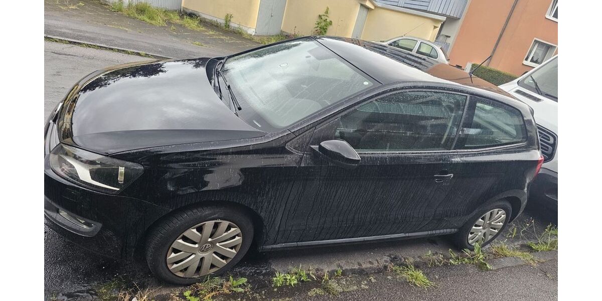 VW Polo 181.000 km 4.600 &euro; Leverkusen 51373