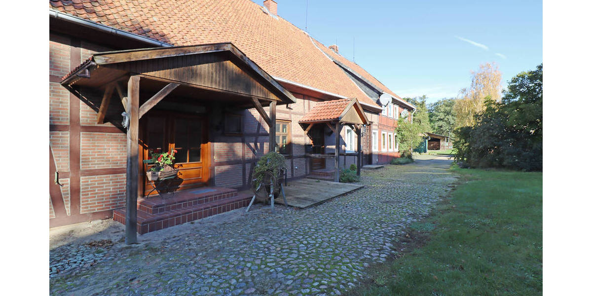Mehrfamilienhaus, Wohnhaus Lüchow Ranzau - 1 Zimmer, 395 m&sup2;, 290.000&euro; | Angebot:25687223