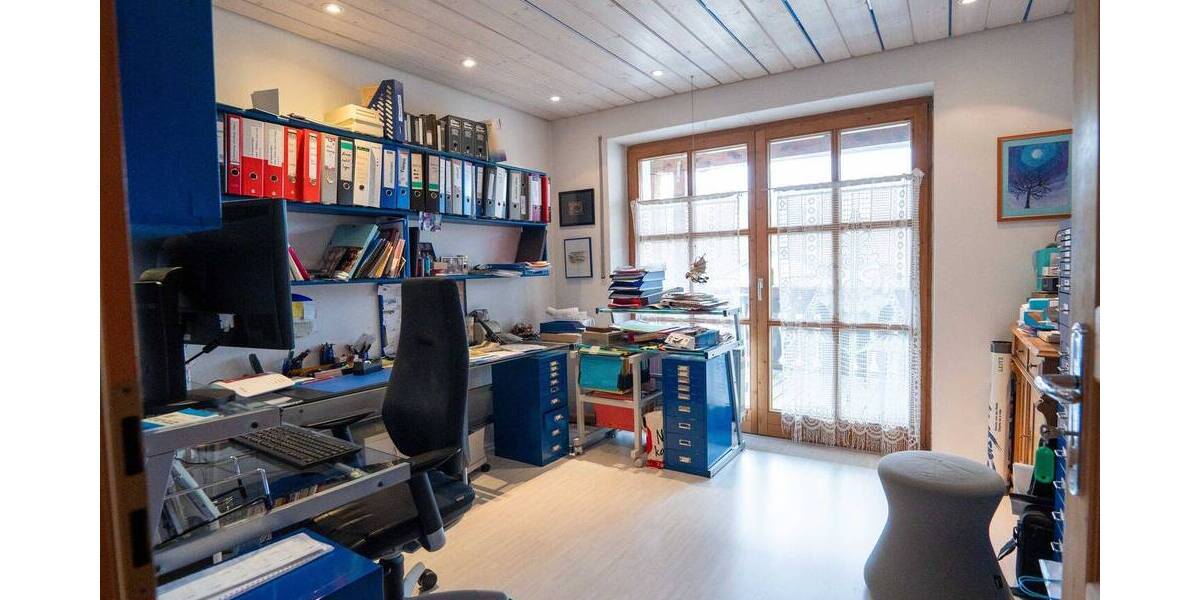 Doppelhaushälfte Tüßling - 6 Zimmer, 186 m&sup2;, 550.000&euro; | Angebot:26358838