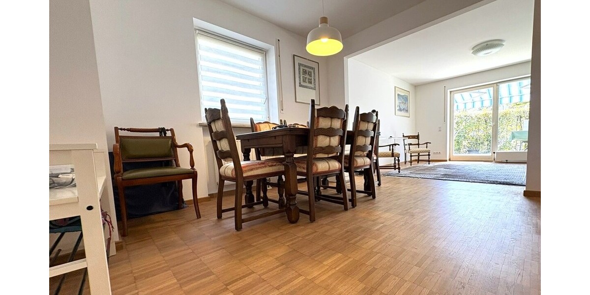 Gepflegtes Reihenendhaus mit 2 TG-Stellplätzen in Unterföhring, sofort frei - Reihenendhaus Unterföhring | Angebot:27395816