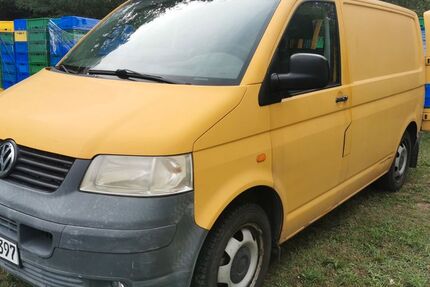 VW T5 Transporter 363.000 km 2.599 &euro; Kremmen 16766