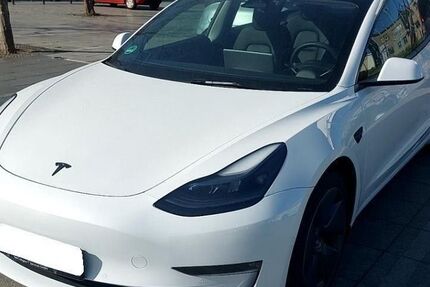 Tesla Model 3 50.000 km 27.990 &euro; Kirchberg/Untermitterdorf 94259