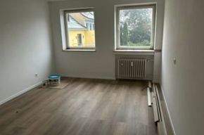 Etagenwohnung Mönchengladbach Stadtmitte - 2 Zimmer, 68 m&sup2;, 595&euro; | Angebot:24835210
