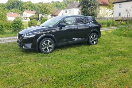 Nissan Qashqai 15.000 km 25.900 € Deggendorf 94469