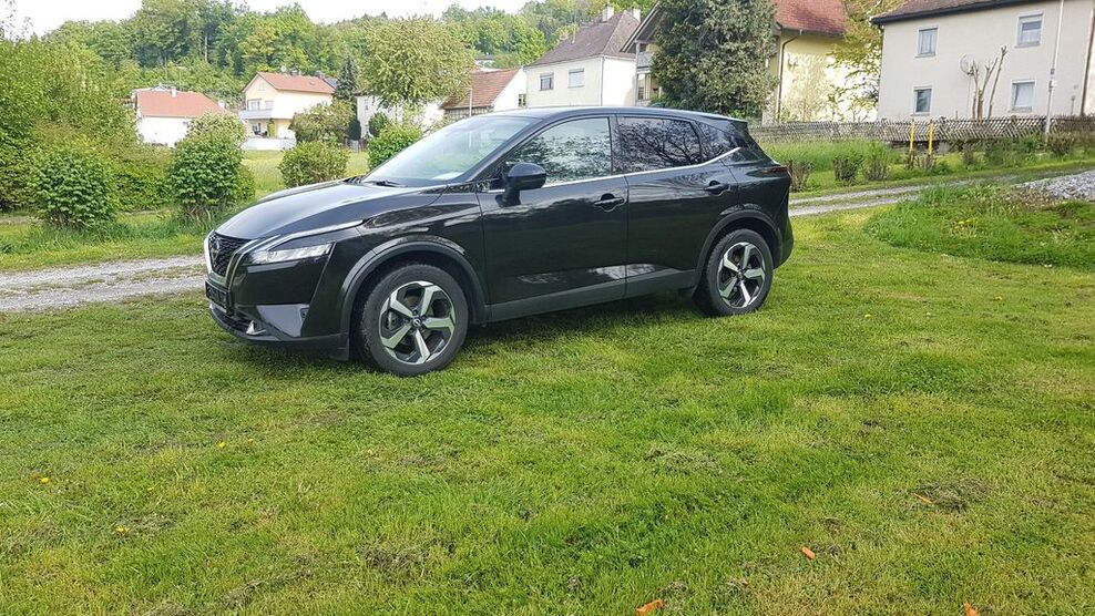 Nissan Qashqai 15.000 km 25.900 € Deggendorf 94469
