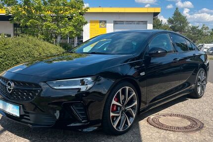 Opel Insignia 60.006 km 24.990 &euro; Bad Wildungen 34537