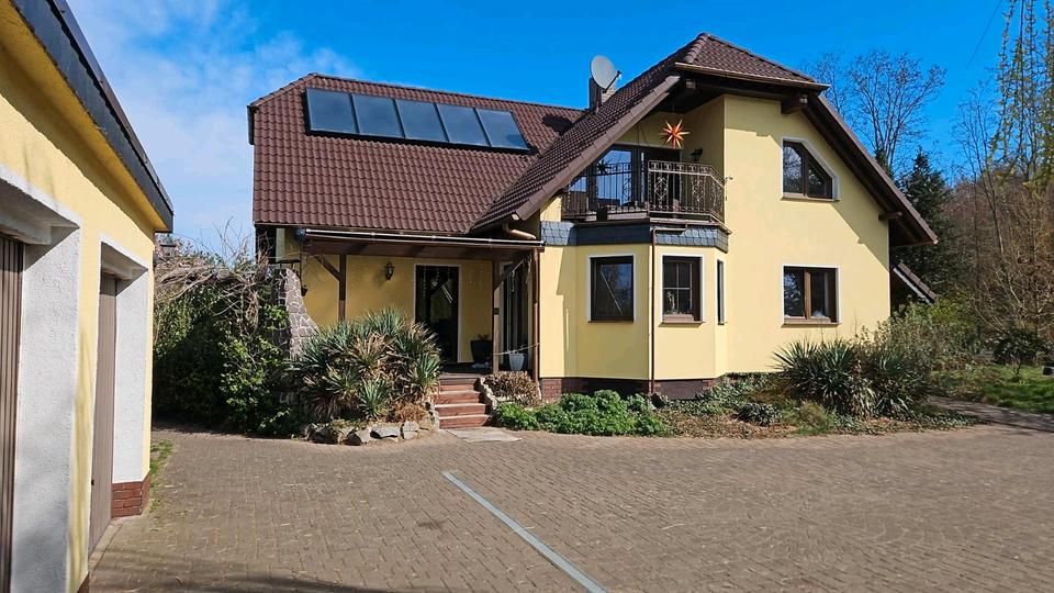 Einfamilienhaus Lohsa - 7 Zimmer, 154 m&sup2;, 450.000&euro; | Angebot:26042196