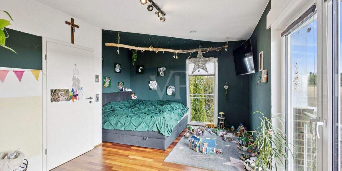 Repräsentatives, lichtverwöhntes Einfamilienhaus in Feldrandlage! 5 zimmer