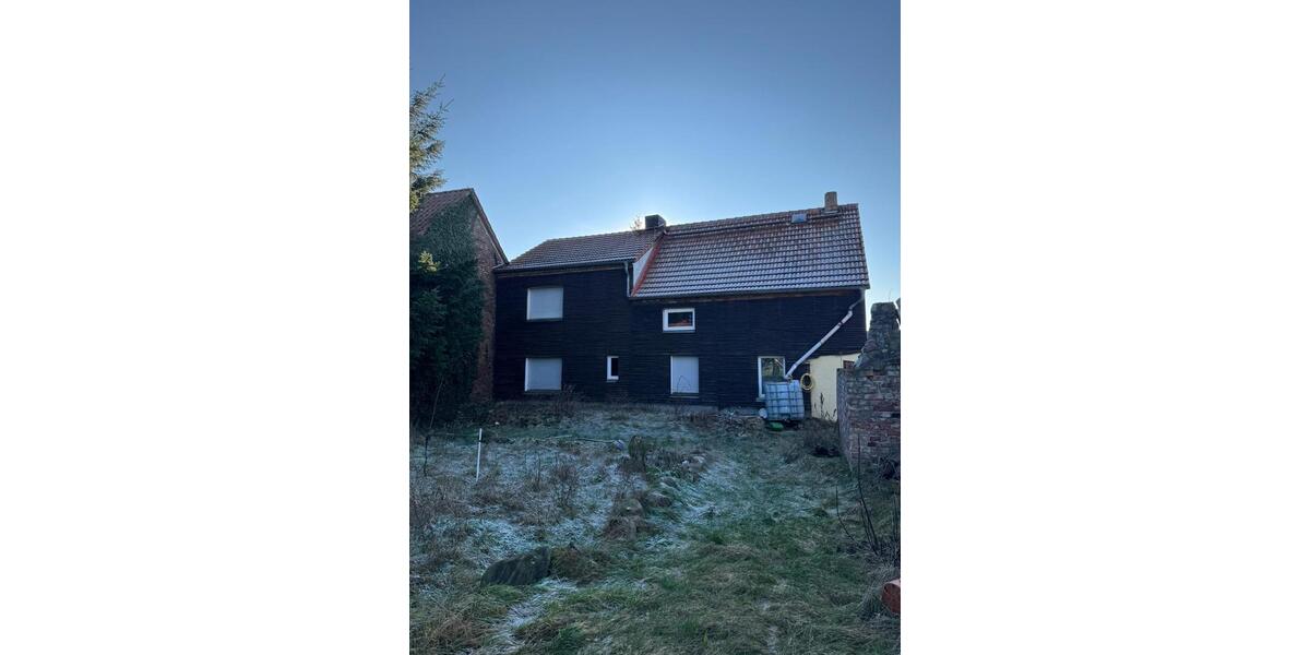 Einfamilienhaus Gommern Ladeburg - 5 Zimmer, 196 m&sup2;, 129.000&euro; | Angebot:26648608
