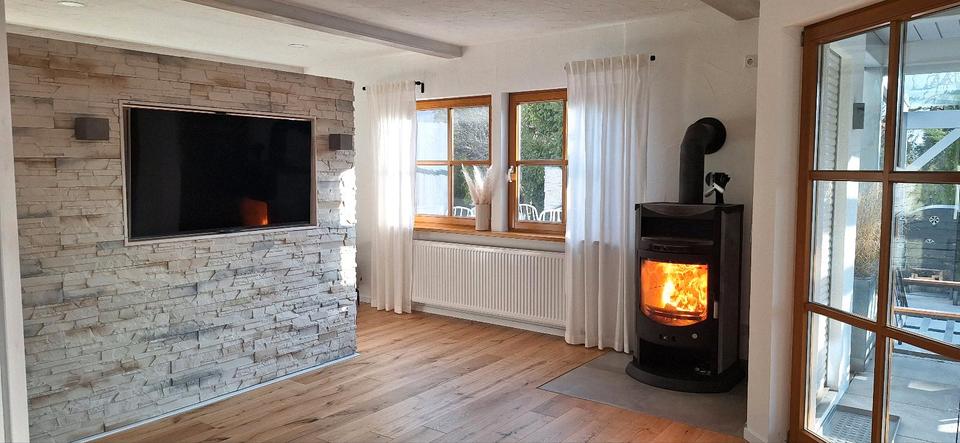 Einfamilienhaus Hammelburg - 5.5 Zimmer, 130 m&sup2;, 1.300&euro; | Angebot:25395212