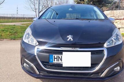 Peugeot 208 68.300 km 6.700 &euro; Nordheim 74226