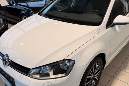 VW Golf 37.900 km 16.399 &euro; Achim 28832