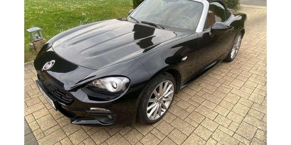 Fiat 124 Spider 36.997 km 16.890 &euro; Stockheim 96342