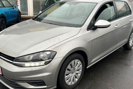 VW Golf 157.989 km 9.800 &euro; Gemünden 56459