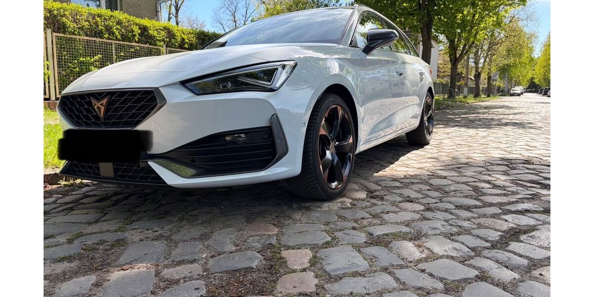 Cupra Leon 30.400 km 26.499 &euro; Berlin 13125