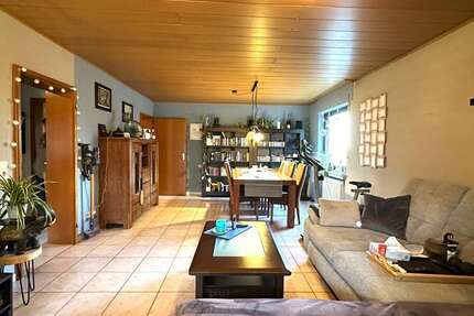 Wohnung zum Kaufen in Königswinter 199.000 € 66.76 m² 2 zimmer