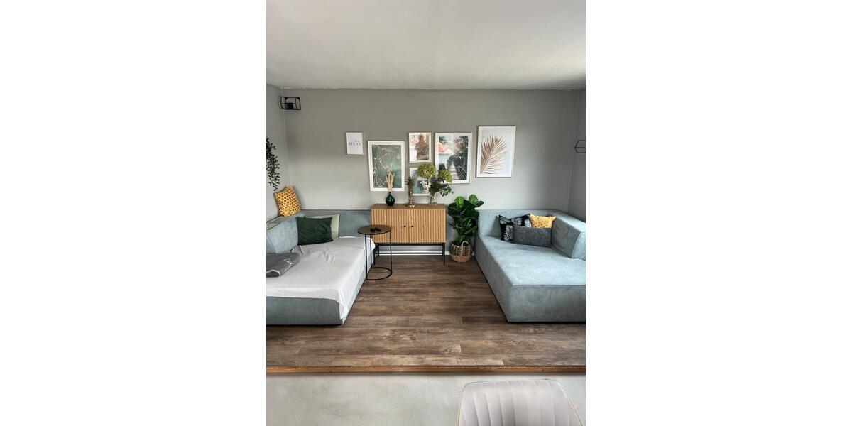 Einfamilienhaus Reutlingen Reutlingen (Kernstadt) - 4 Zimmer, 152 m&sup2;, 2.400&euro; | Angebot:26180609