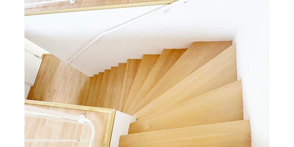 Etagenwohnung Riesa Gröba - 3 Zimmer, 74 m&sup2;, 600&euro; | Angebot:24973610