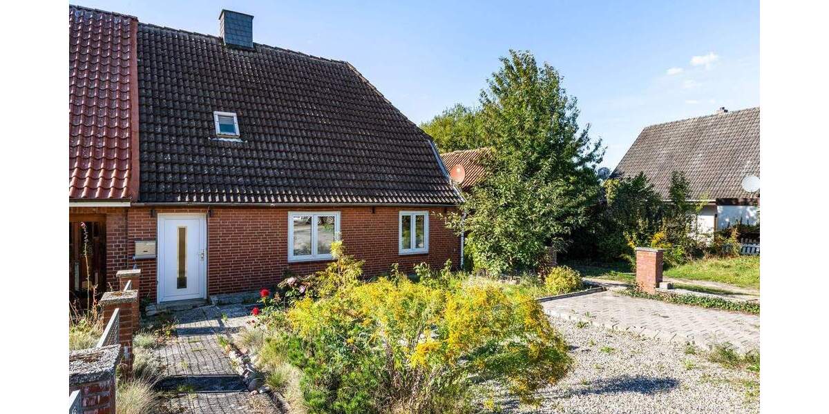 Doppelhaushälfte Süsel - 5 Zimmer, 120 m&sup2;, 199.000&euro; | Angebot:25276900